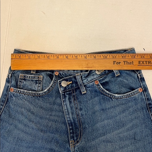 ZARA TRF THE HIGH-WAIST WIDE LEG CROSSOVER JEANS SIZE 4 - Picture 8 of 16